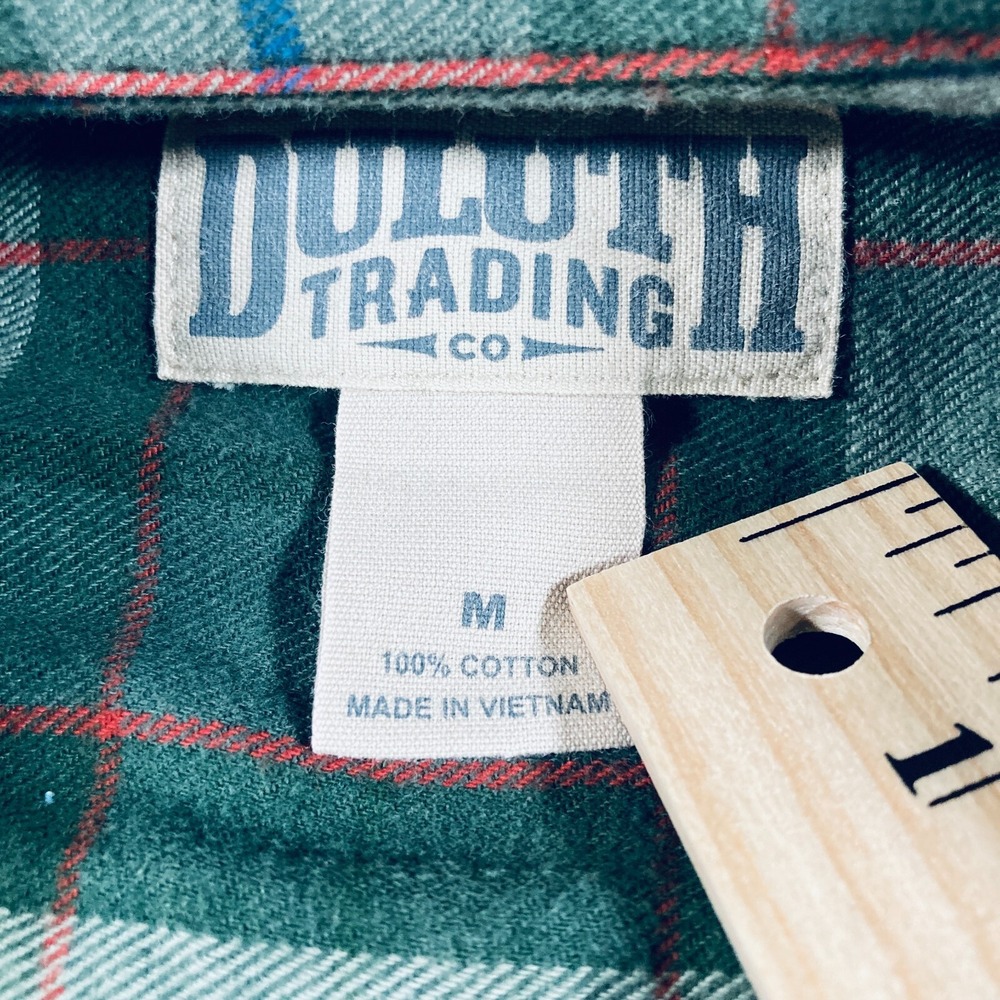 Duluth Trading Mens Green Plaid Long Sleeve Flannel Gorpcore Shirt Size Medium - Picture 4 of 7